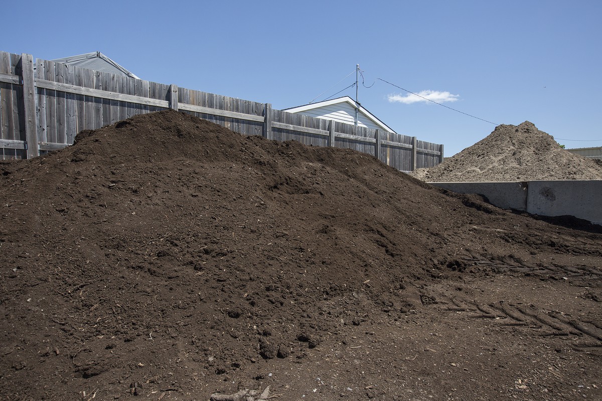 Soils & dirt in bulk piles